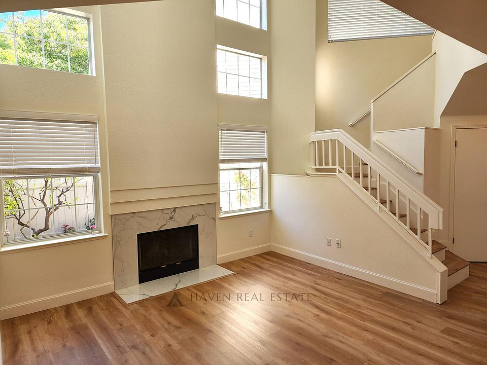 1st image of 2509 Baywood Way #2509