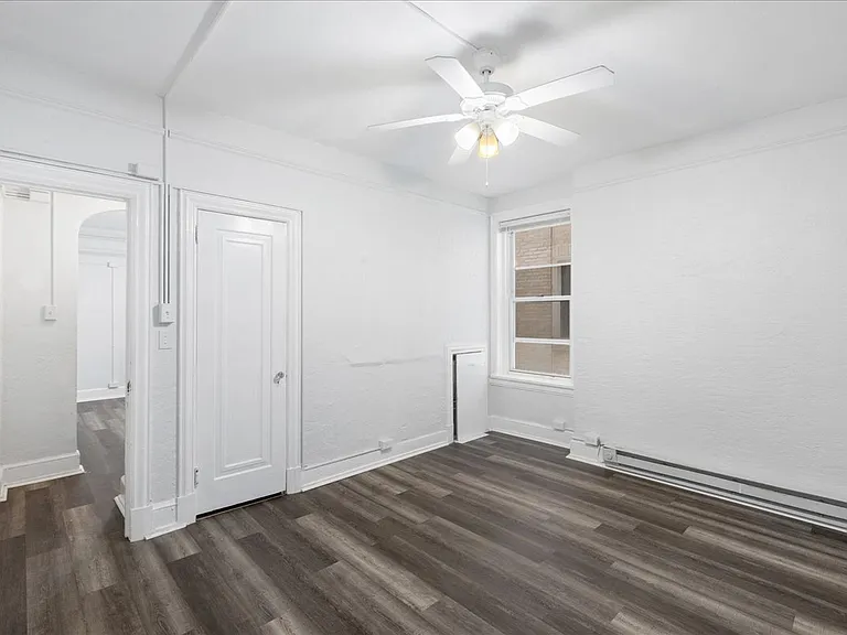 37 S Iowa Ave #5D — Photo 10