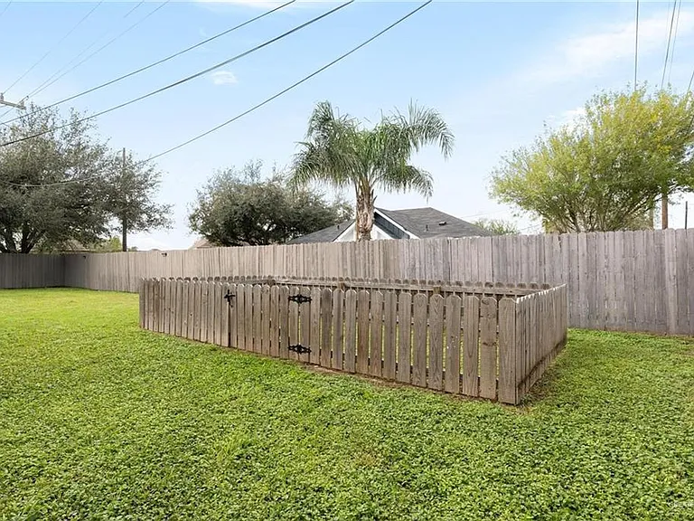 3505 Amando St #3 — Photo 15