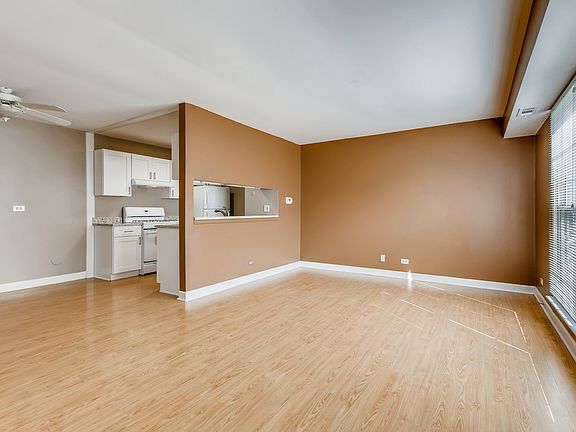 3rd image of 1441 Woodcutter Ln Unit C
