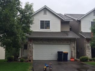 335 Pleasant Ln, Chaska, MN 55318