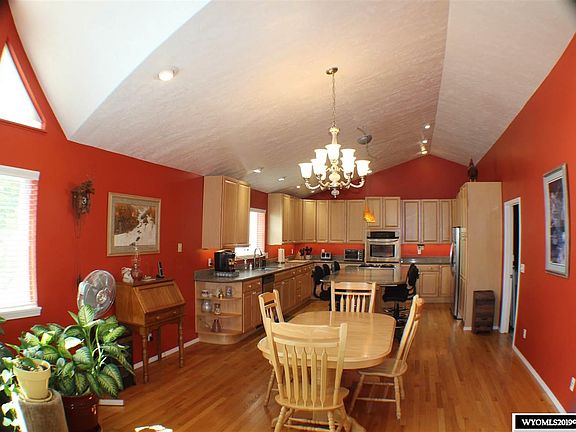 3rd image of 2314 Silver Creek Dr