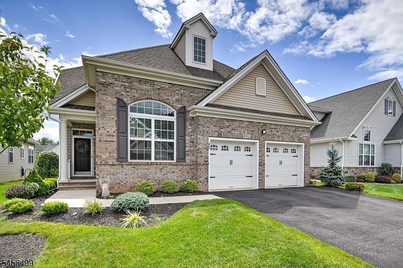 1st image of 45 Bryant Ct