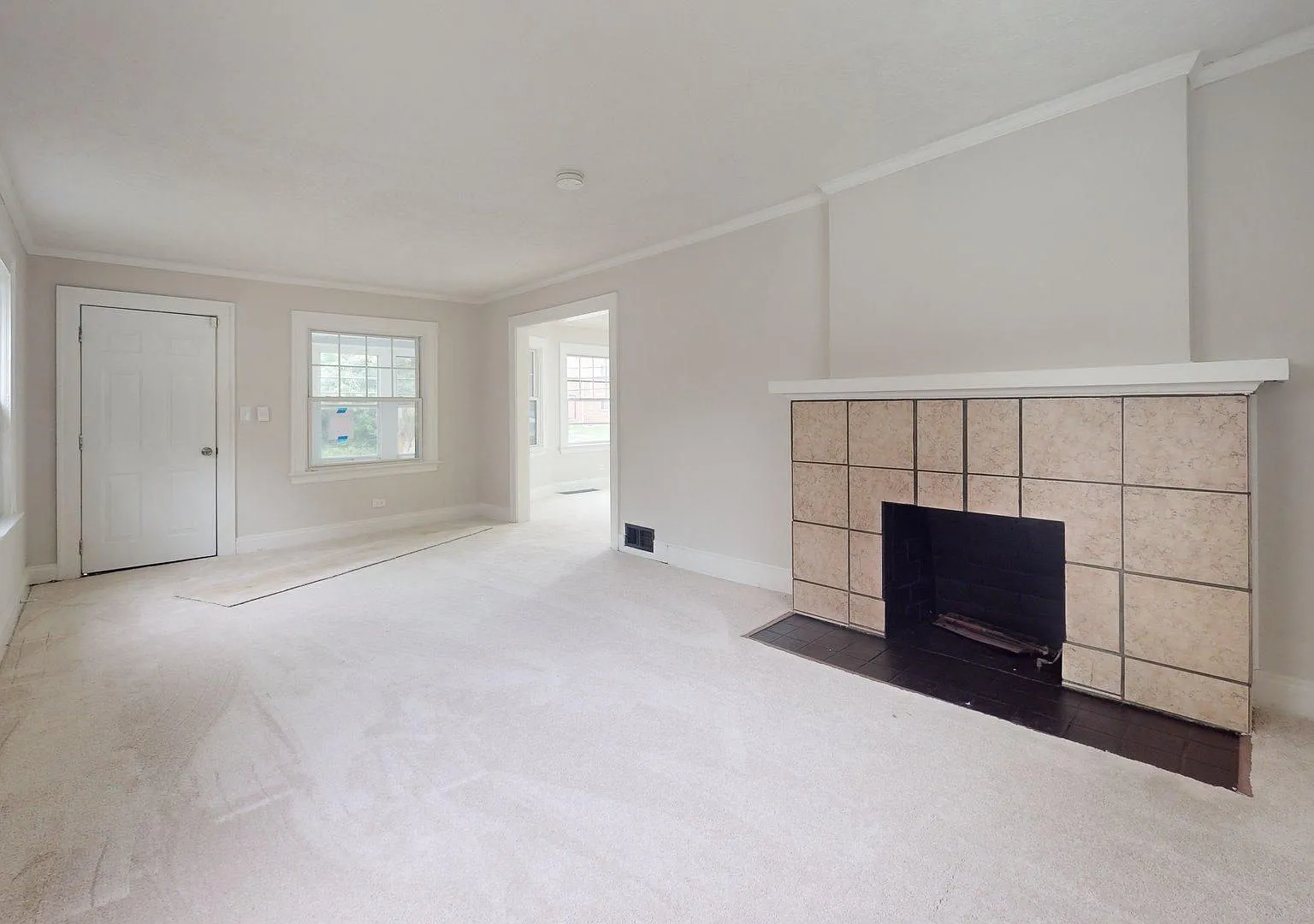 Garfield Heights - 3 Bedrooms - Single Family Home — Photo 1