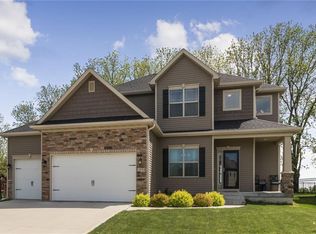 2098 SE Creekhill Way, West Des Moines, IA 50265
