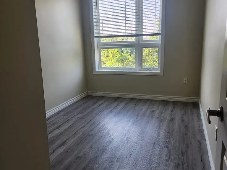630 Sauve St #103 — Photo 2