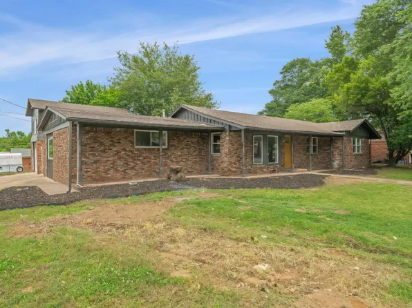 101 Martin Cir, Fort Smith, AR 72908