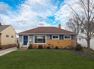 3232 Winthrop Dr, Parma, OH