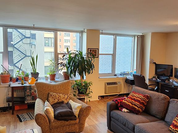 5th image of 4250 N Marine Dr APT 730