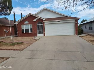 3050 Oak Crest Cir, El Paso, TX 79936