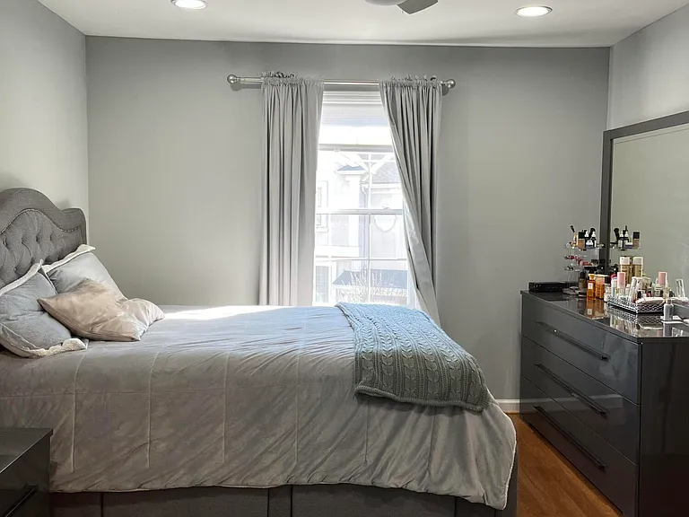 264 Midland Ave #32 — Photo 13