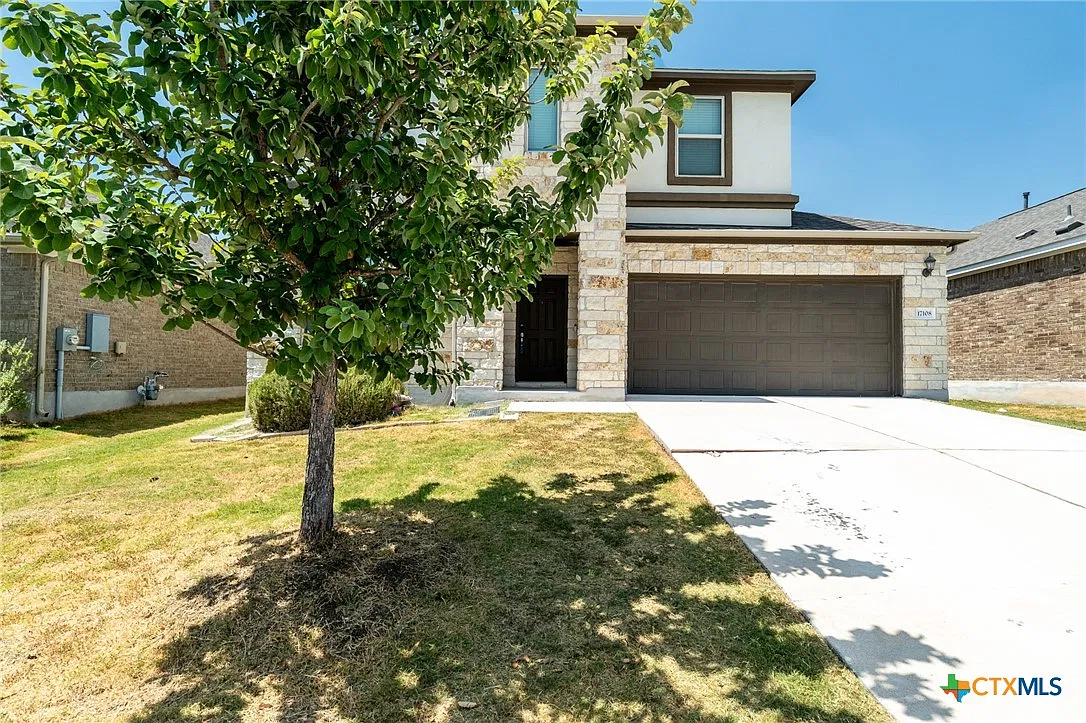 5 bed, 3.0 bath, 2877 sqft, $3,000 — Photo 3
