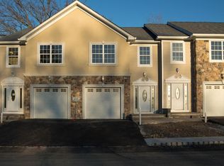 11 Miners Ln, Franklin, NJ 07416