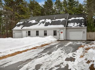 13 Smoke Ridge Road, Queensbury, NY 12804