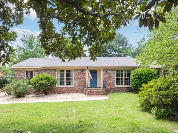 5715 Canterbury Dr, Columbus, GA 31909