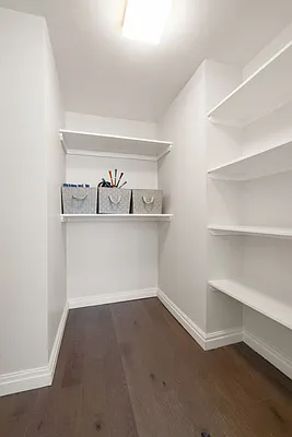 Rented by Greystar | media 5