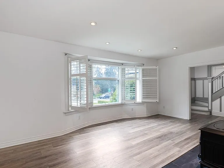 5140 Sperling Ave — Photo 10