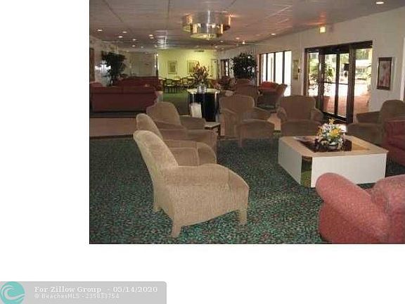 5th image of 112 Essex Rd #112