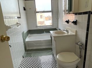 45-34 47th St #6B, Woodside, NY 11377