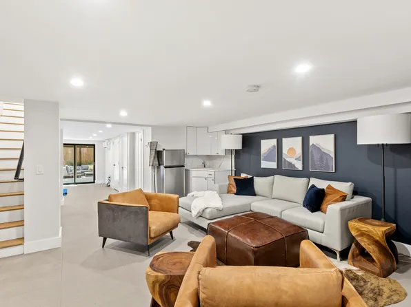 528 West 175th Street image 4 of 35