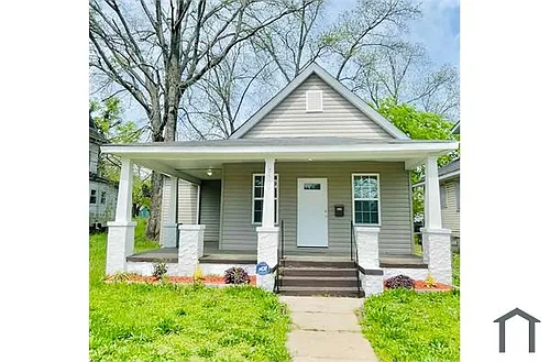 2506 Avenue I Photo 1