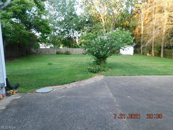 5th image of 3910 Grace Dr