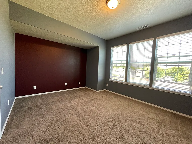 4864 SE Lone Oak St — Photo 8