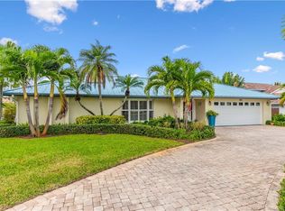3532 SE Clubhouse Pl, Stuart, FL 34997