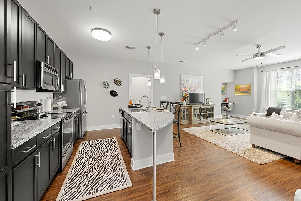 Lennox SouthPark — Photo 1