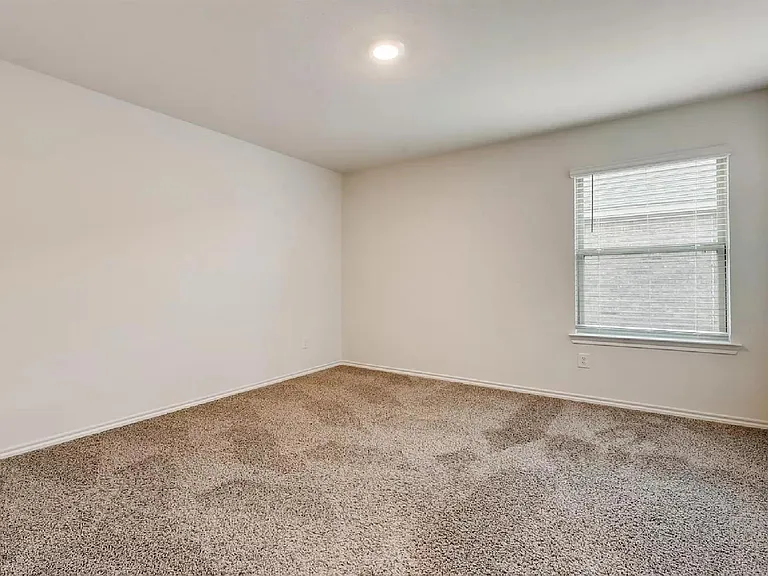 972 Glover Dr — Photo 18