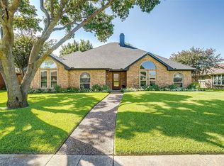 1025 Magnolia Dr, Carrollton, TX 75007