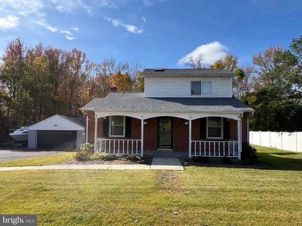 8005 Bradshaw Rd, Upper Falls, MD 21156