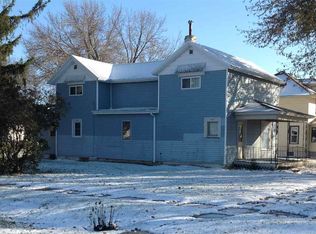 115 1st St N, Hazleton, IA 50641