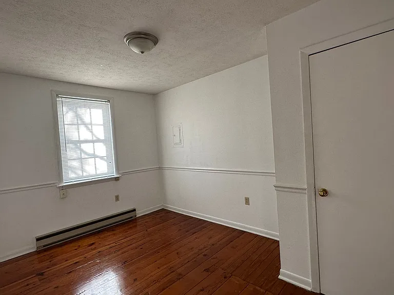 22 Peyton St — Photo 9
