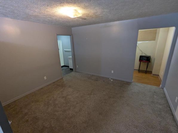 205 S West St UNIT 2, Danvers, IL 61732