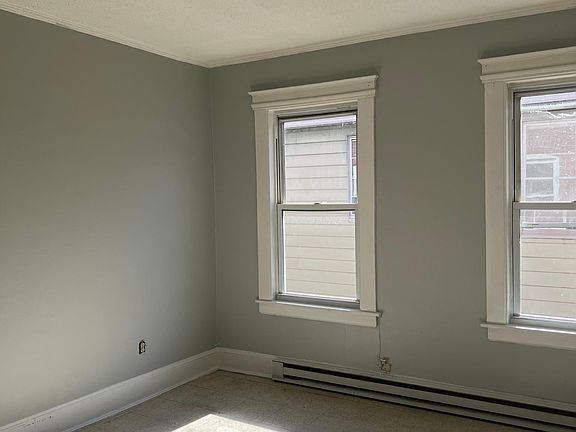 4th image of 415-417 East St #3S