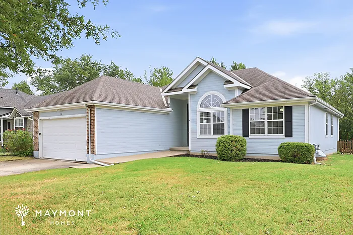 3 bed, 2.0 bath, 1865 sqft, $2,095 — Photo 4