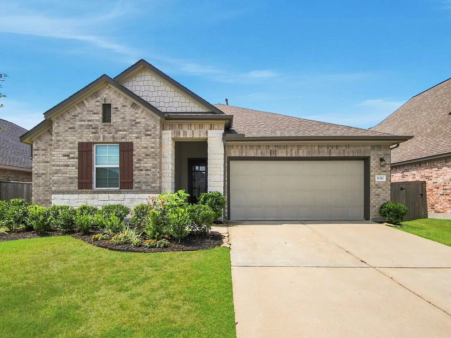 4 bed, 3.0 bath, 2147 sqft, $2,800 — Photo 2