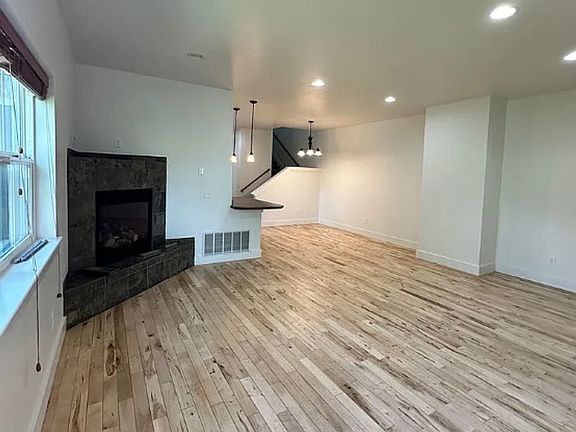 2nd image of 374 Kimball Ave APT A
