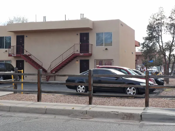 545 Vermont St NE, Albuquerque, NM 87108
