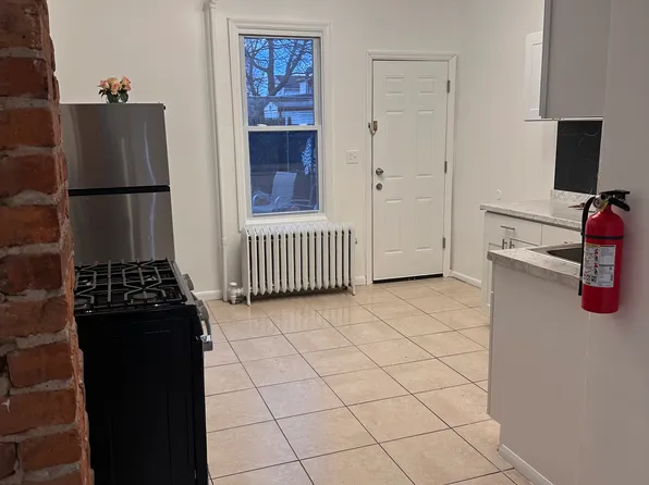 41 Wayne Ave APT 1, Paterson, NJ 07522