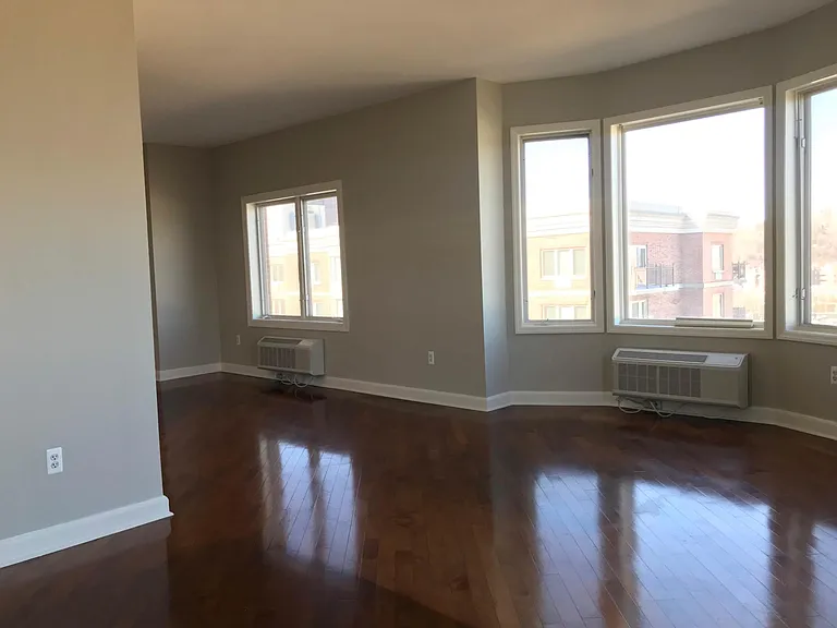6510 City Pl — Photo 5