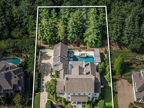 3rd image of 855 Windstone Blvd
