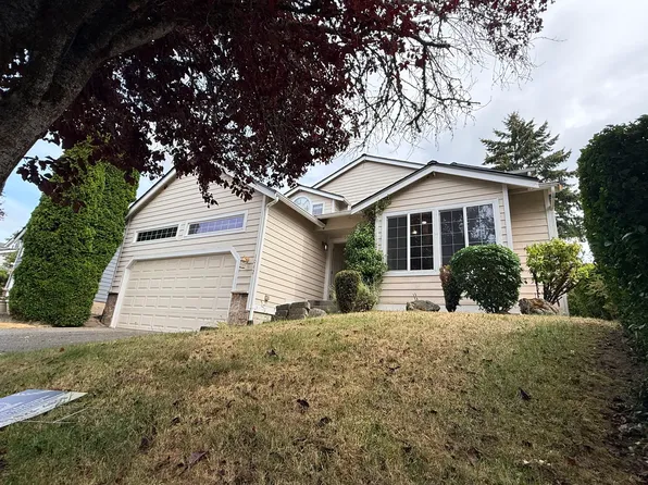 1042 Duvall Pl NE, Renton, WA 98059