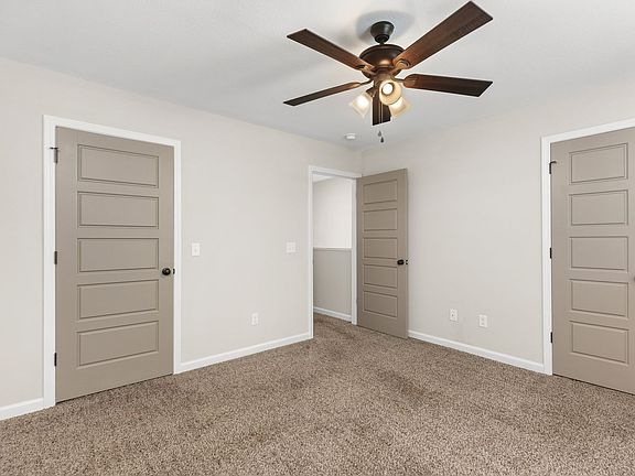 5th image of 305-349 Mountain Maple Way #5b90f2e04