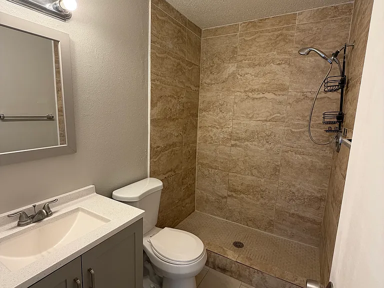 4806 S Semoran Blvd #206 — Photo 6