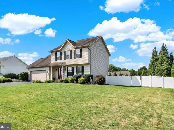 239 Race Horse Rd, Hanover, PA 17331