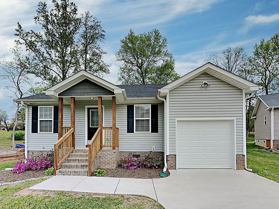 1st image of 126 Periwinkle St