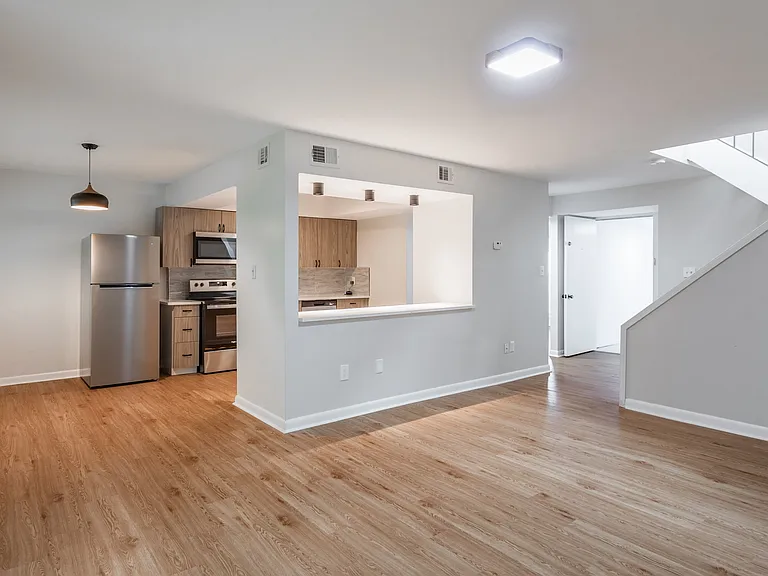 Grand Lake Townhomes - Renovated Home