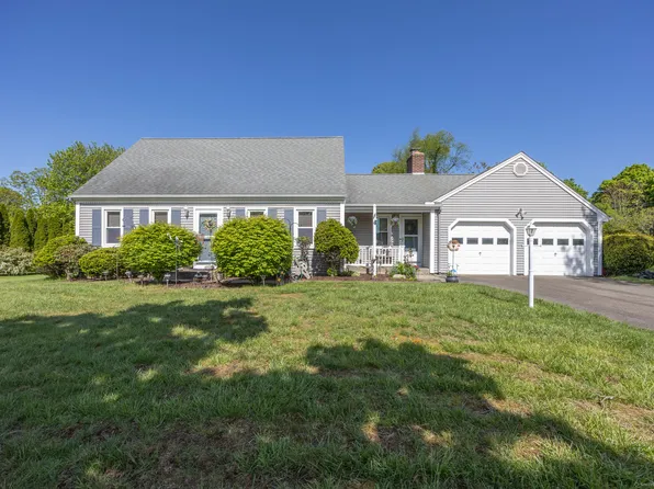 67 Royal Oak Circle, Meriden, CT 06450